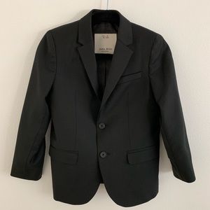 Zara boys black blazer. Size 6. Like new.